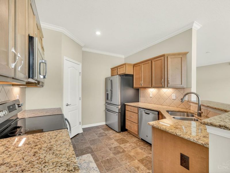 1351 Lake Run Drive, Turtle Creek Twp, OH 45036 Photo 15