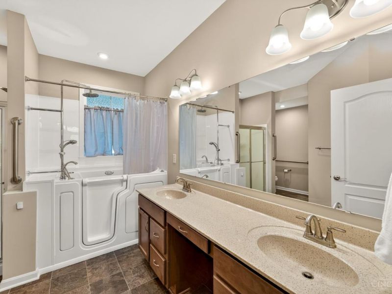 1351 Lake Run Drive, Turtle Creek Twp, OH 45036 Photo 21