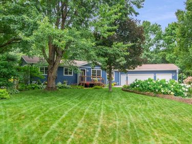 23403 Agate Lake Road, Deerwood, MN 56444