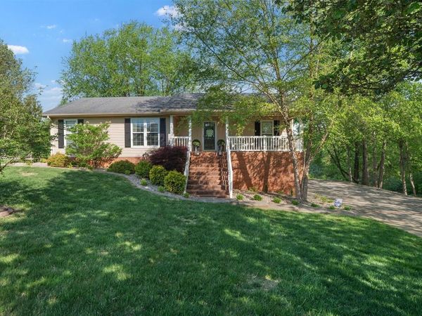 211 Longhorn Street , Glasgow, KY 42141