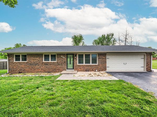 632 Morehead Road , Bowling Green, KY 42101