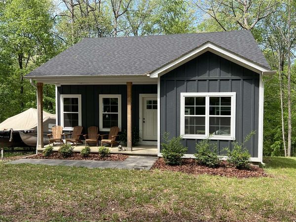 22 Woodcove Road , Scottsville, KY 42164