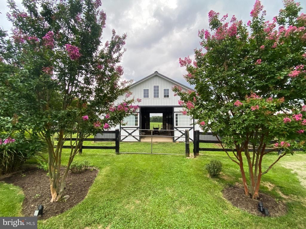 11758 PURCELL ROAD, LOVETTSVILLE, VA 20180