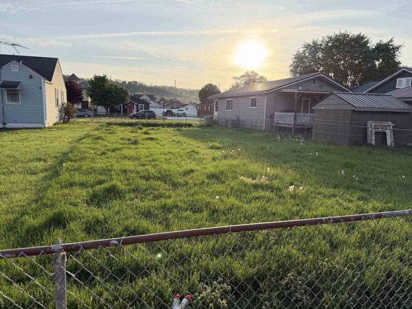 2626 S 8th Street, Ironton, OH 45638