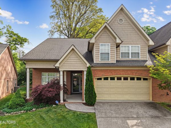 5082 Dovewood Way, Knoxville, TN 37918