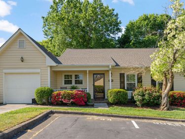 2744 Cottage Circle, Raleigh, NC 27613