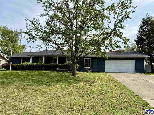 315 Terre Vista Drive, Terre Haute, IN 47803
