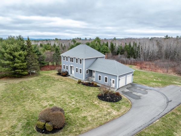 32 Country Meadow Drive , Hampden, ME 04444