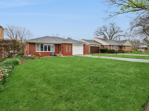 835 Latimer Lane , Flossmoor, IL 60422