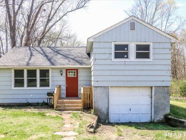 55 Park East, New Milford, CT 06776