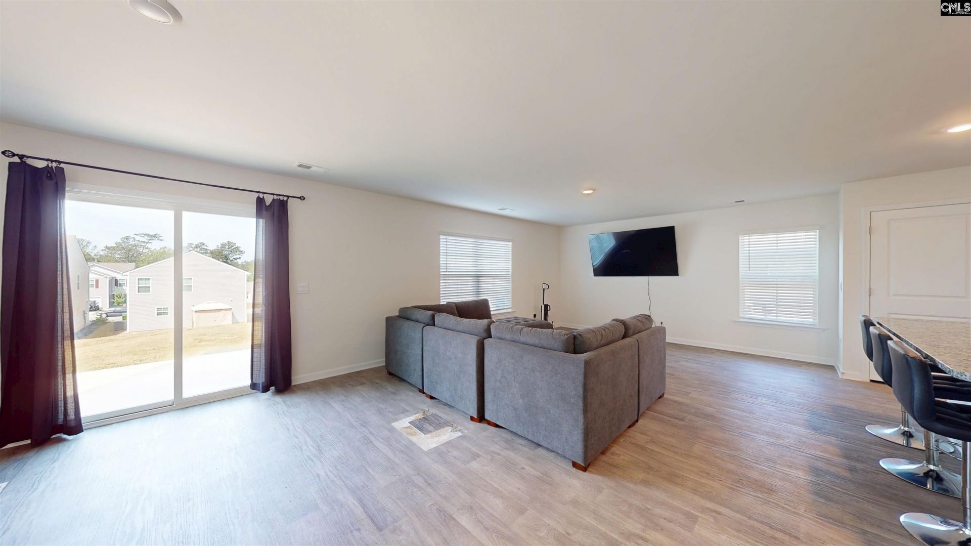 1115 Belmont Green Road  Photo 14