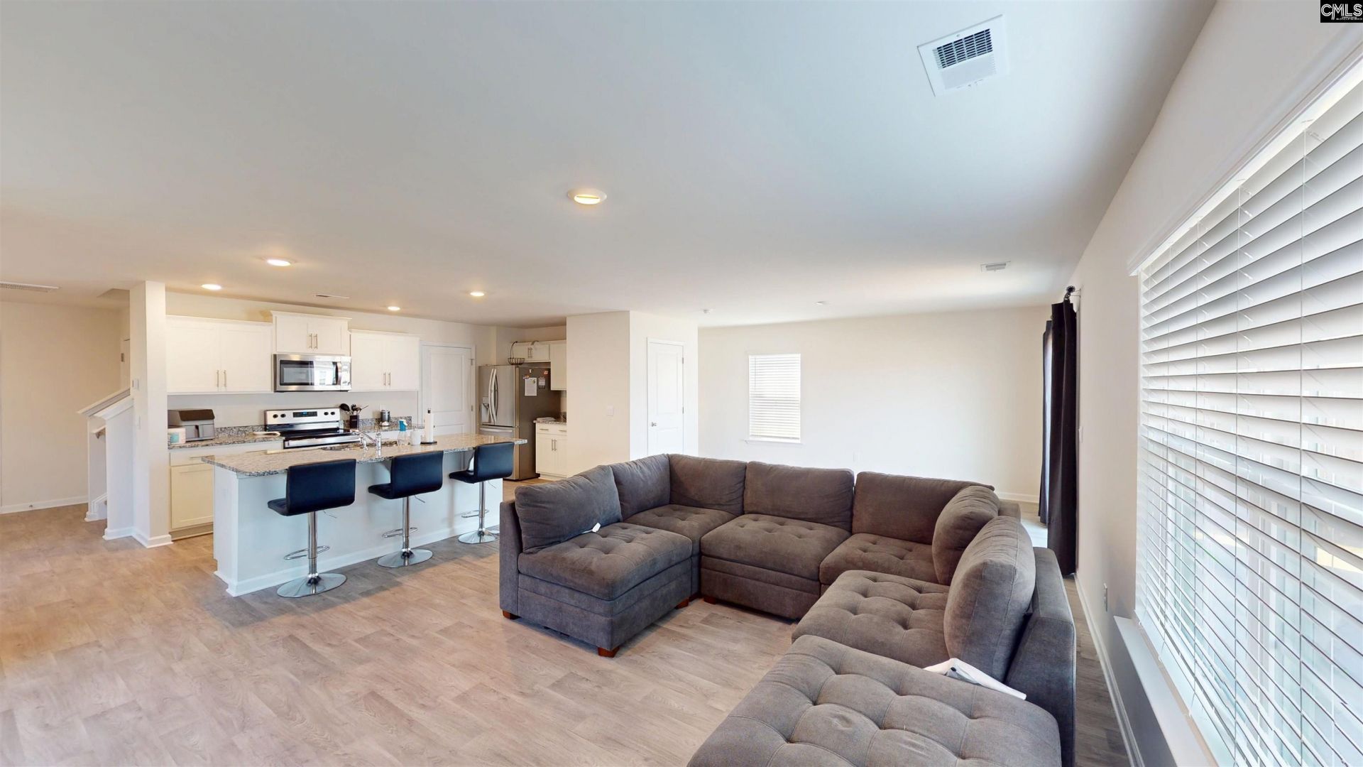 1115 Belmont Green Road  Photo 4