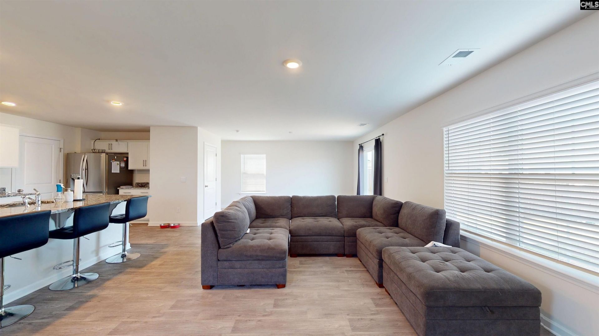 1115 Belmont Green Road  Photo 6