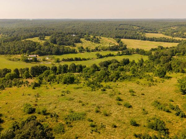 804 Banks Road , Hardy, AR 72542