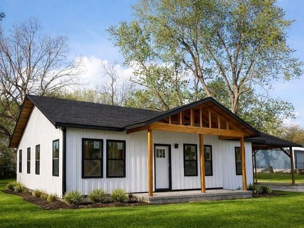 619 W Morrow Street , Buffalo, MO 65622