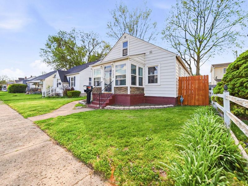 233 Pierce Avenue, Lancaster, OH 43130 Photo 2