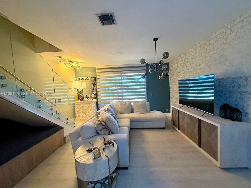 3813 Tree Top Dr, Weston, FL 33332 Photo