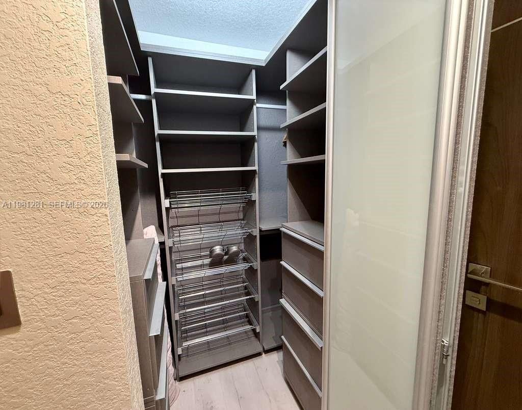 3813 Tree Top Dr, Weston, FL 33332 Photo