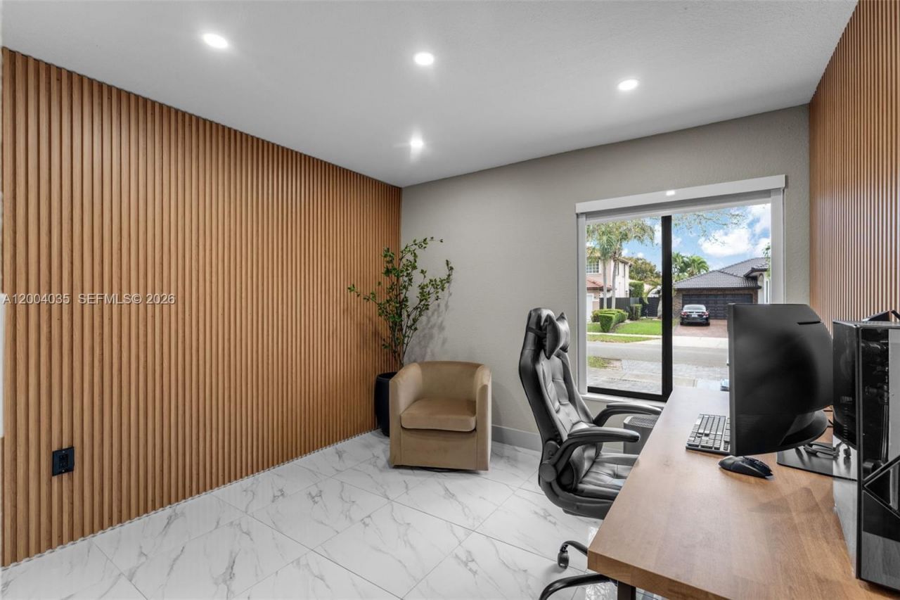 15465 SW 114 St , Miami, FL 33196 Photo