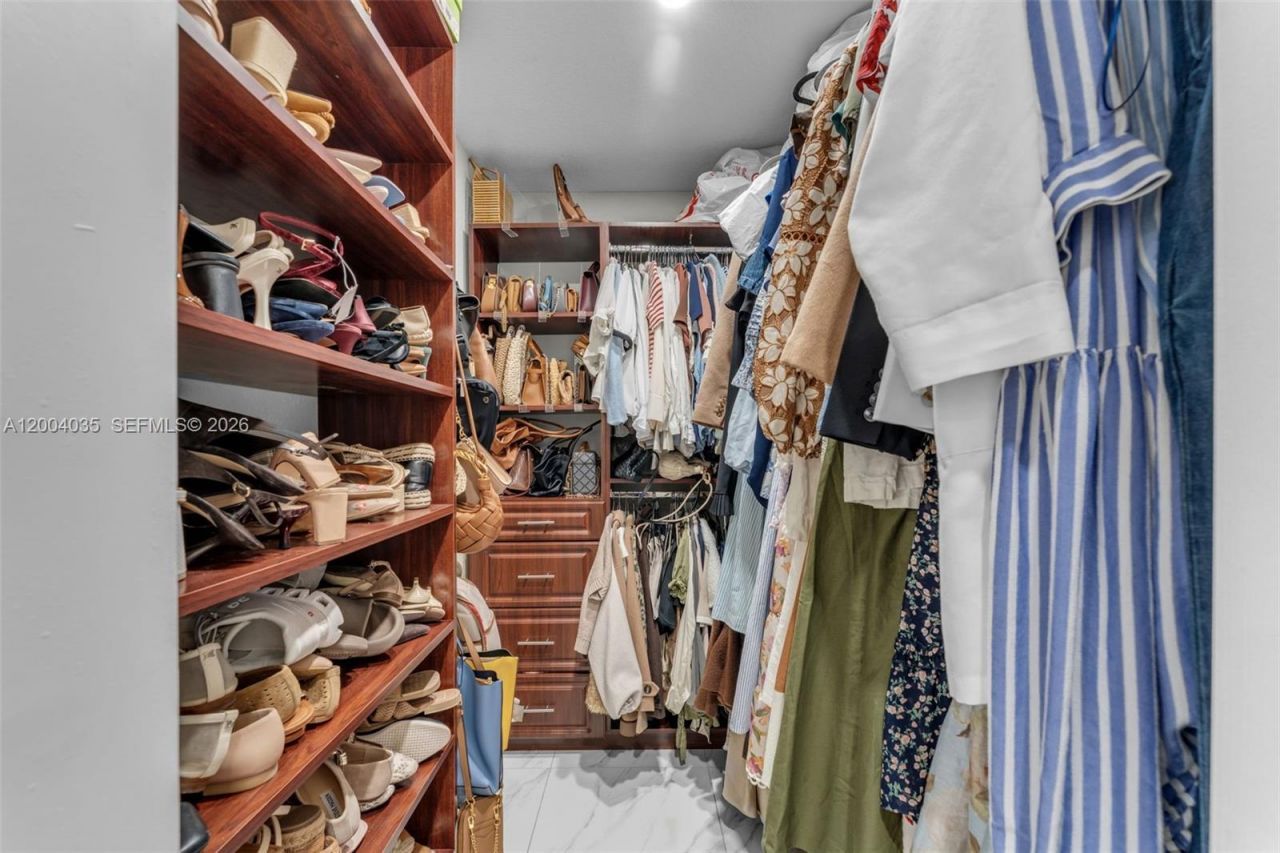 15465 SW 114 St , Miami, FL 33196 Photo