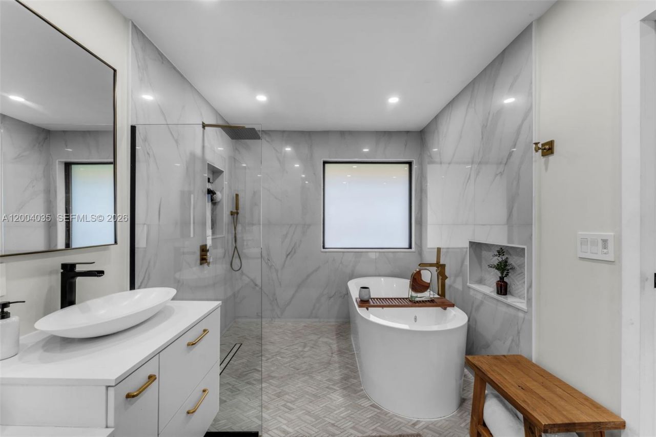 15465 SW 114 St , Miami, FL 33196 Photo