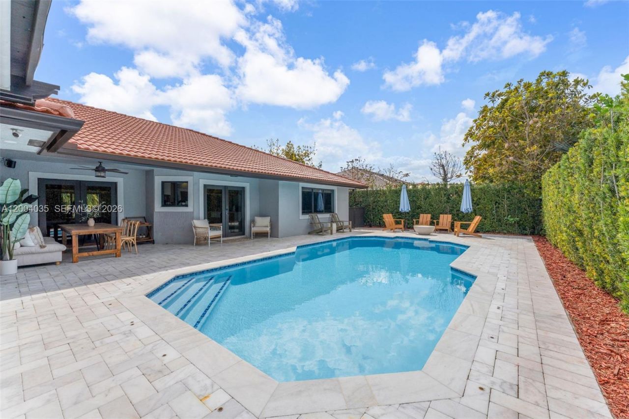 15465 SW 114 St , Miami, FL 33196 Photo