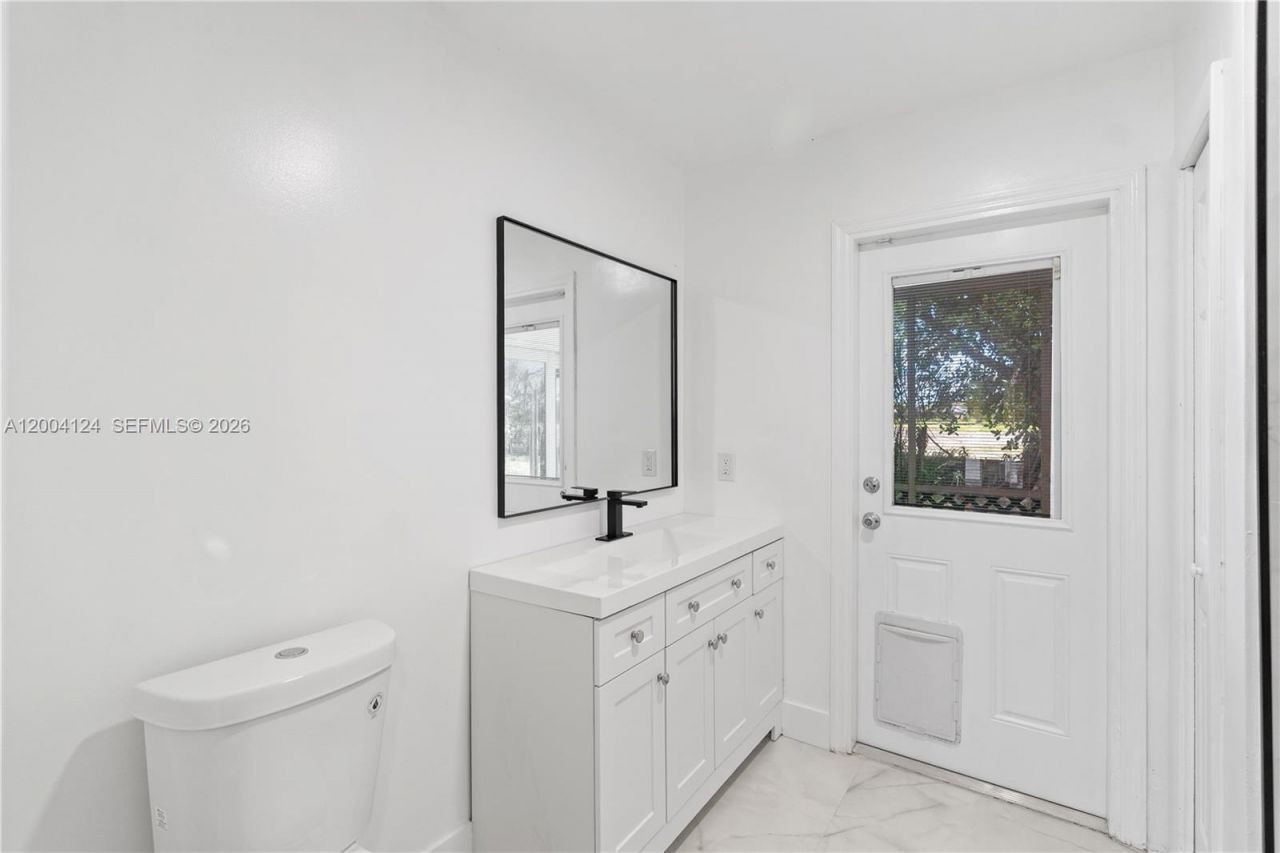 4508 King Palm Dr, Tamarac, FL 33319 Photo