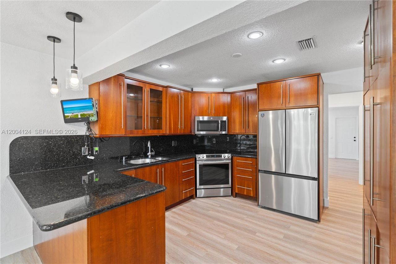 4508 King Palm Dr, Tamarac, FL 33319 Photo