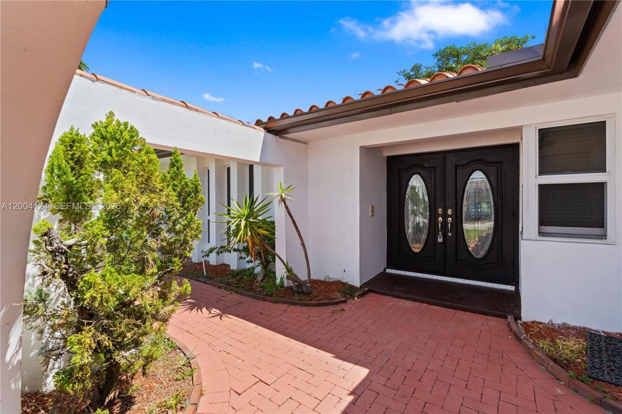 4508 King Palm Dr, Tamarac, FL 33319 Photo