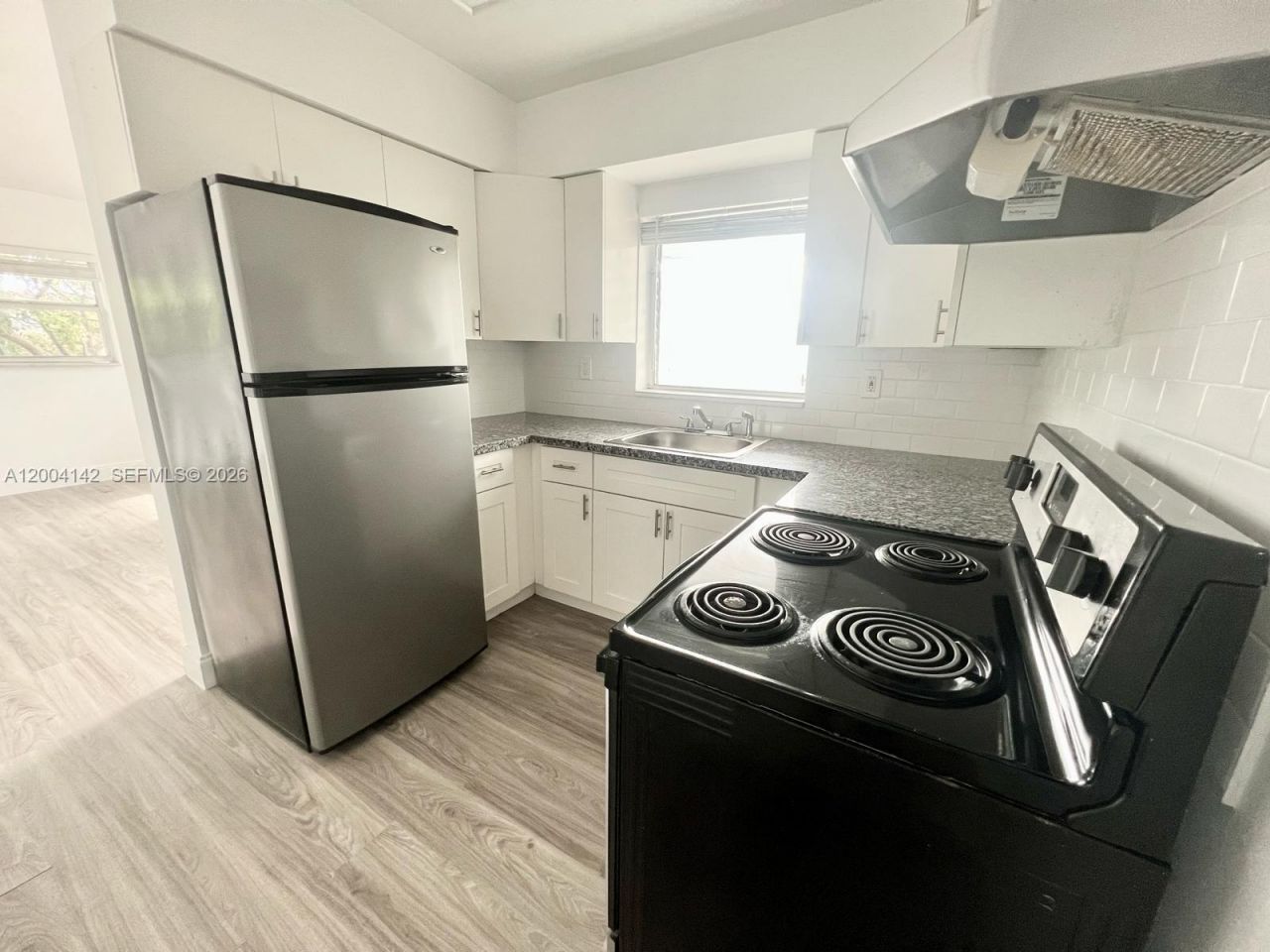 749 SE 15th St , Unit 11, Fort Lauderdale, FL 33316 Photo