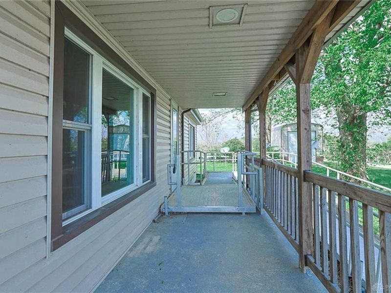 9533 Stephen Young Road, Camden, OH 45311 Photo 4