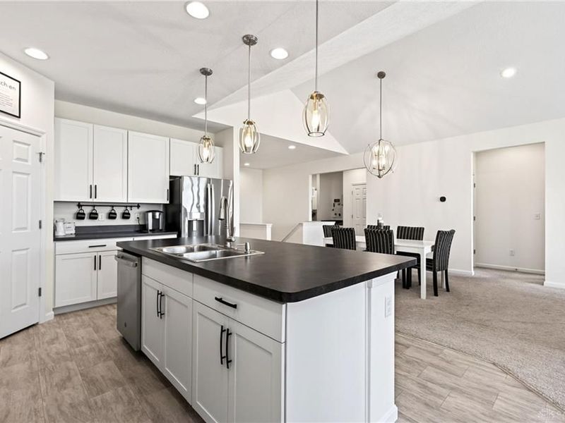 10023 Washington Glen Drive, Washington Township, OH 45458 Photo 12