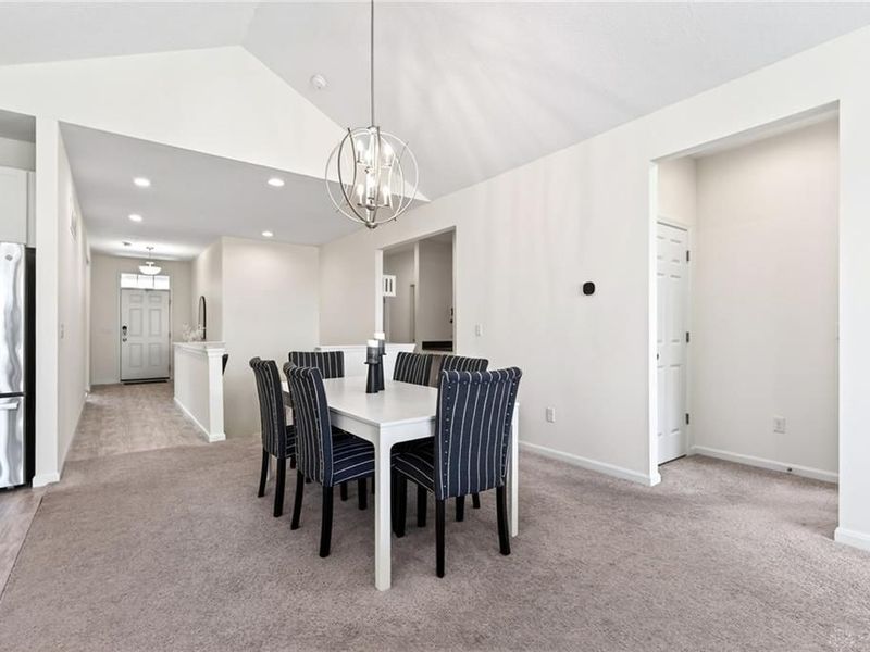 10023 Washington Glen Drive, Washington Township, OH 45458 Photo 8