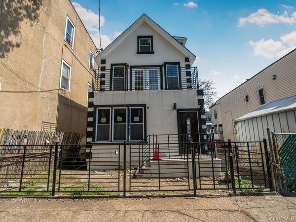 588 Van Nest Avenue , Bronx, NY 10460