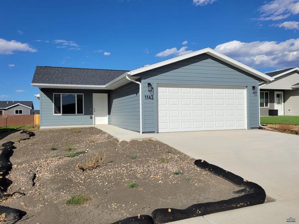 1142 COBALT DR, Rapid City, SD 57701