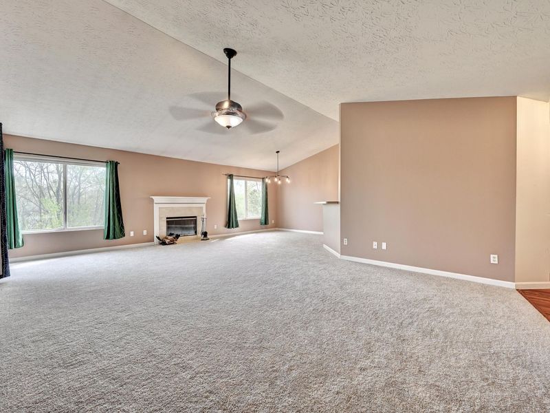 1460 Taramore Drive, Unit 301, Florence, KY 41042 Photo 11