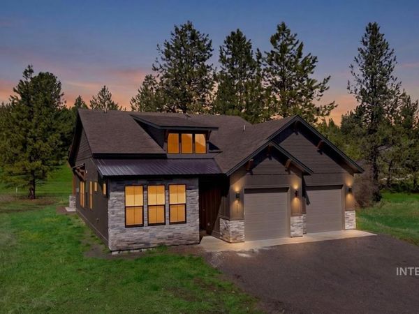 3853 Village Loop, New Meadows, ID 83638
