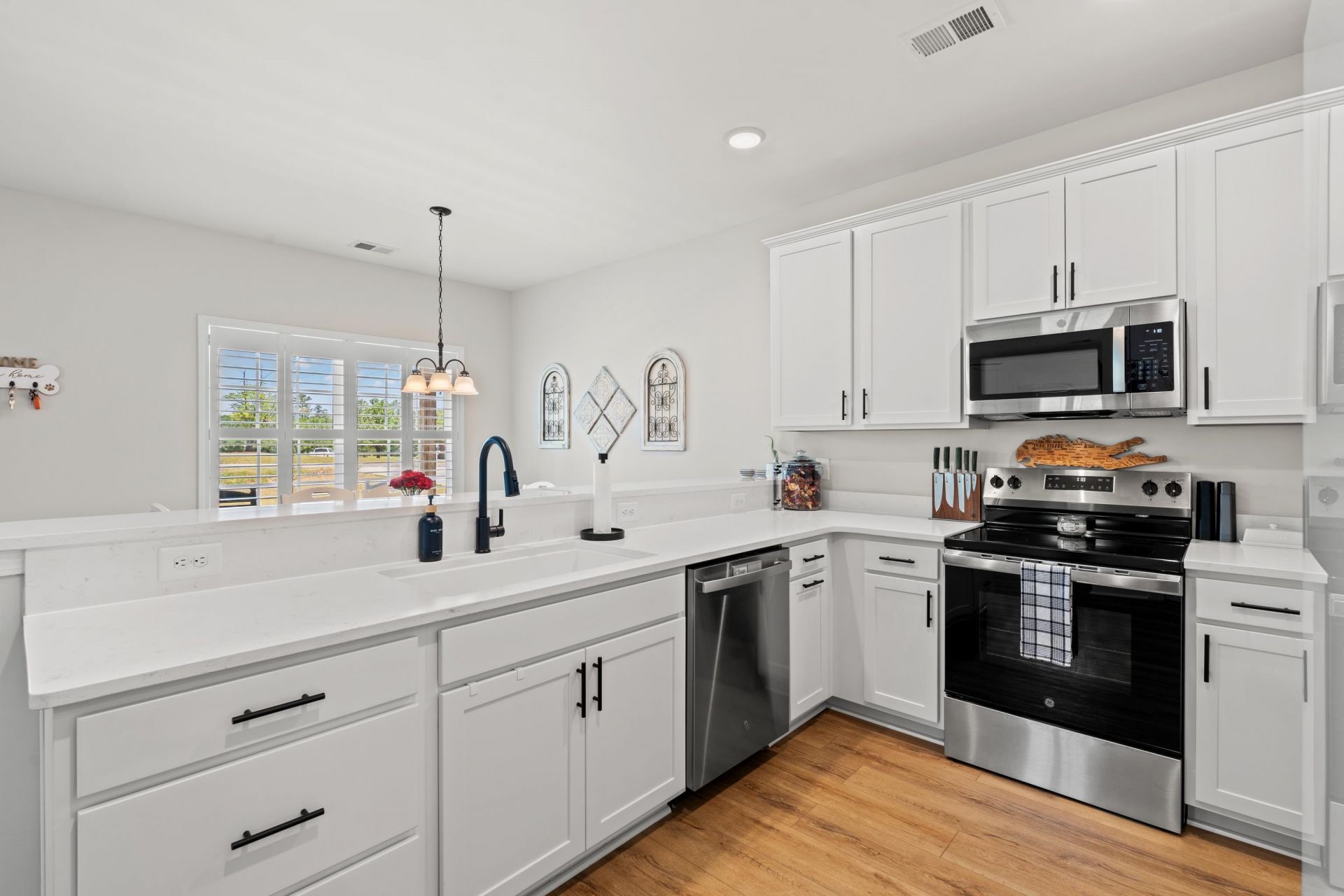 279 Zion Rd.  Photo 9