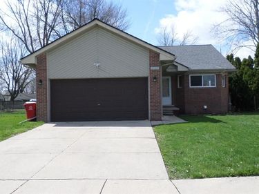 27221 Blum Street , Roseville, MI 48066