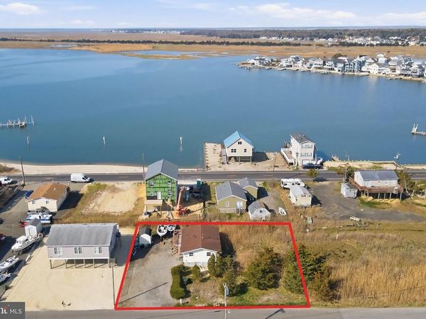 1130 L E HARBOR BVD , TUCKERTON, NJ 08087