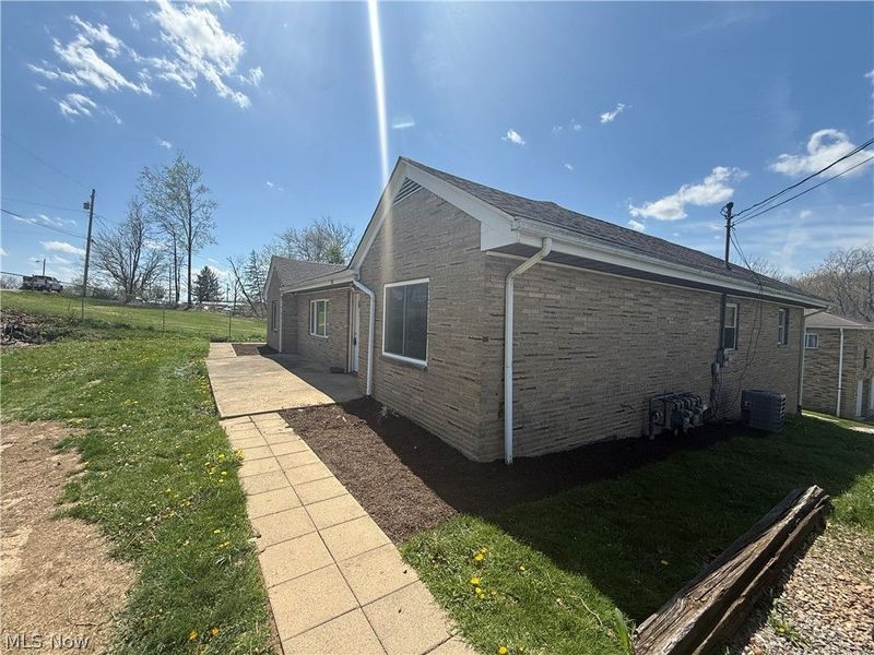 168 Talbott Drive, Wintersville, OH 43953 Photo 4