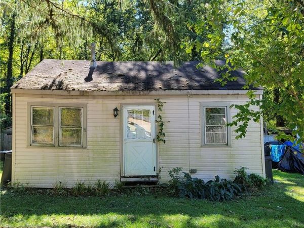 5820 Ash Street , Chippewa Lake, OH 44215