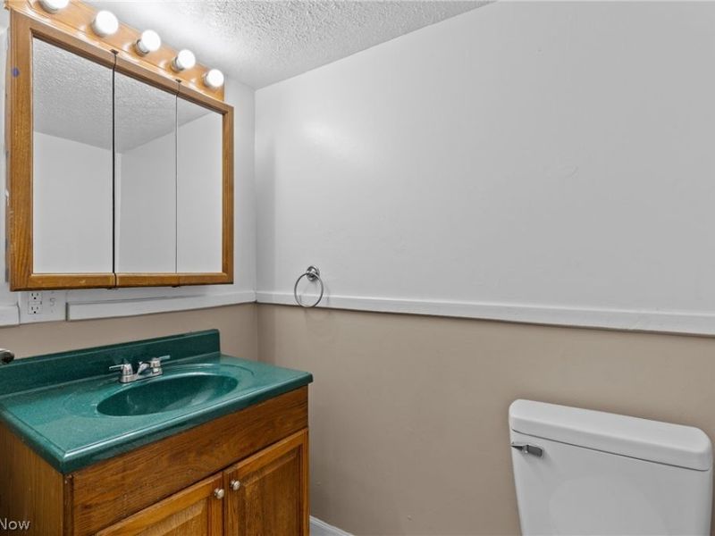 710 Cemetery Road, Martins Ferry, OH 43935 Photo 14