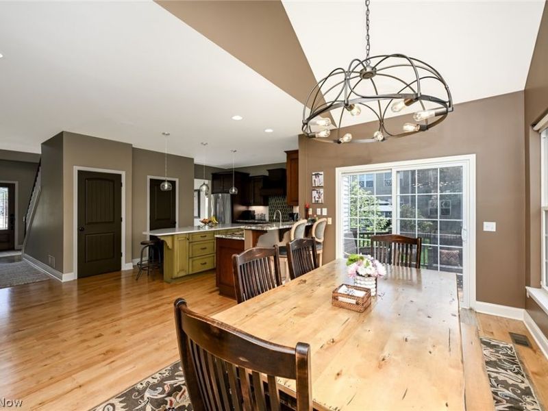 980 Queens Gate Way, Wadsworth, OH 44281 Photo 18