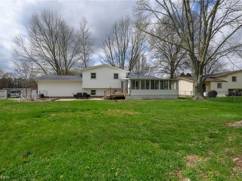 11490 Peach Glen Avenue NW, Uniontown, OH 44685 Photo 34