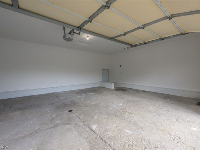 11490 Peach Glen Avenue NW, Uniontown, OH 44685 Photo 37