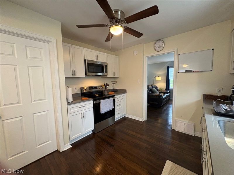 1216 Hardesty Boulevard, Akron, OH 44320 Photo 13