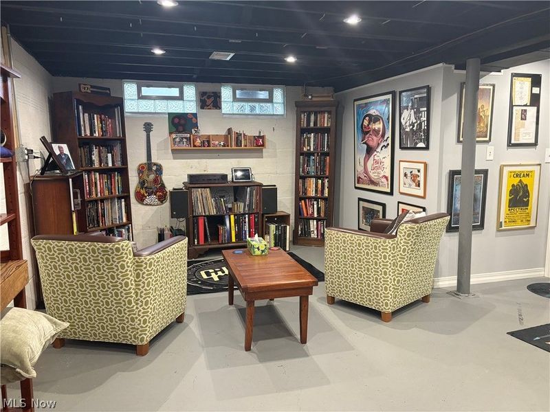 1216 Hardesty Boulevard, Akron, OH 44320 Photo 26