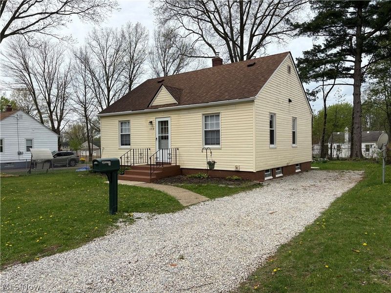 1216 Hardesty Boulevard, Akron, OH 44320 Photo 4