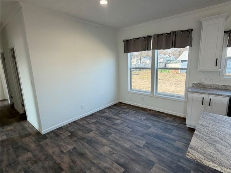 805 Lee Street, Zanesville, OH 43701 Photo 6